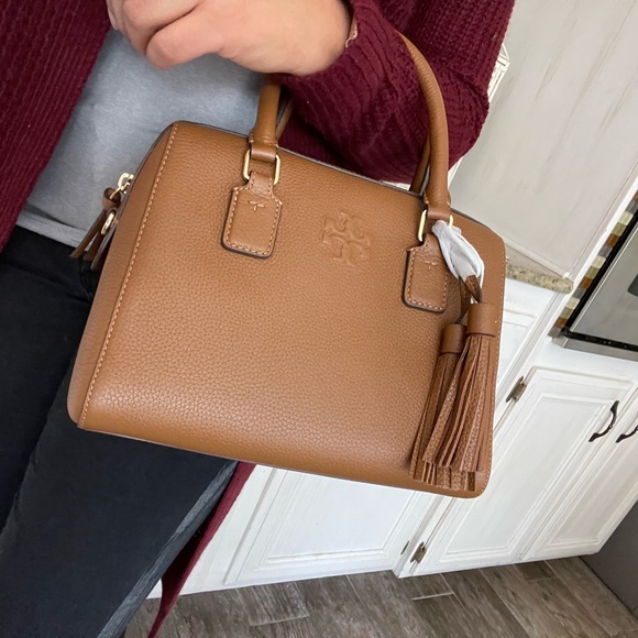 New Tory burch thea black satchel 🖤 - Picture 7 of 11